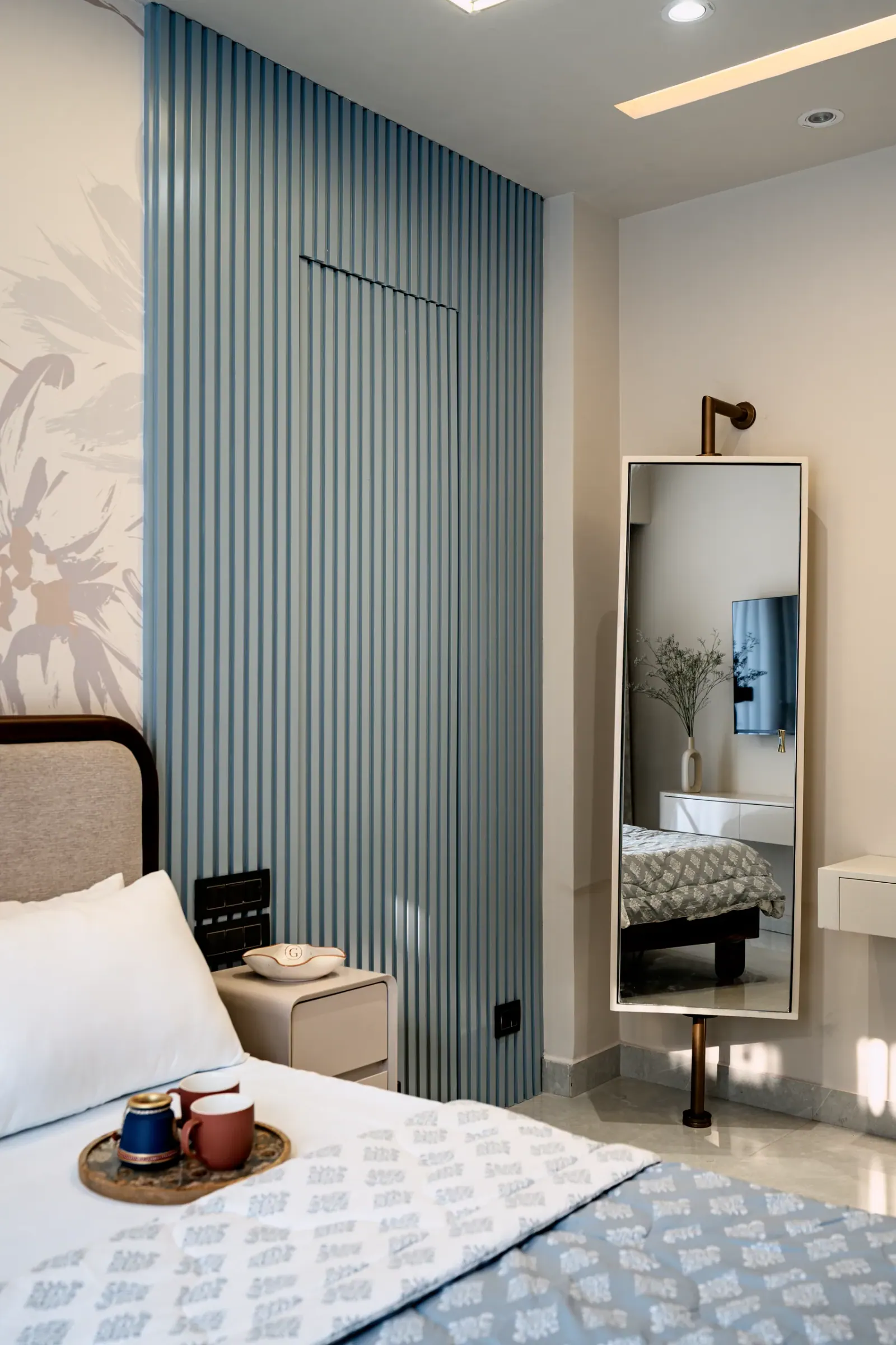 Guest bedroom
